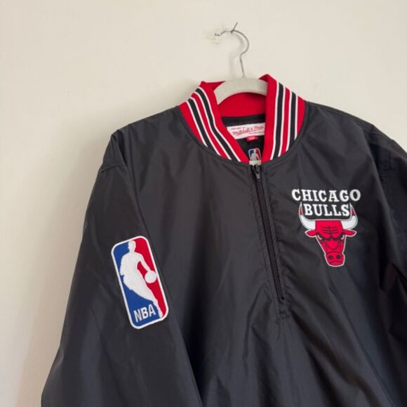 Mitchell & Ness 90s Inspired Chicago Bulls Pullover Jacket | Size L - Picture 3 of 7